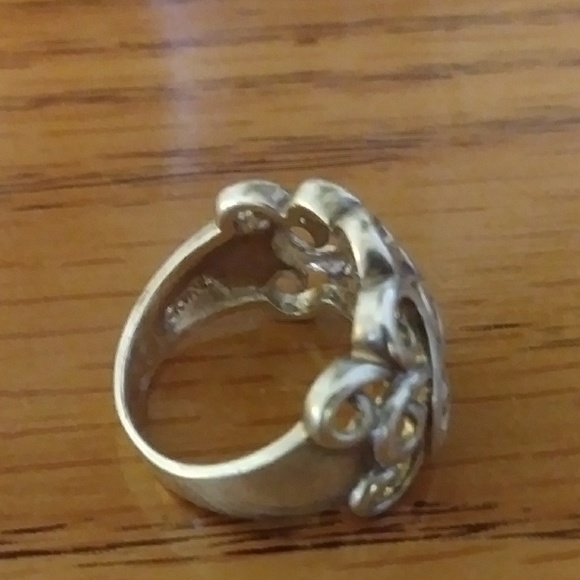 Sterling silver scrollwork ring - Picture 2 of 6